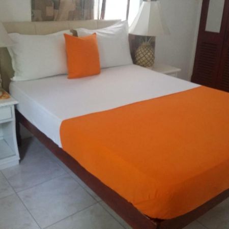 Enchanted Villas Inn Montego Bay Ngoại thất bức ảnh