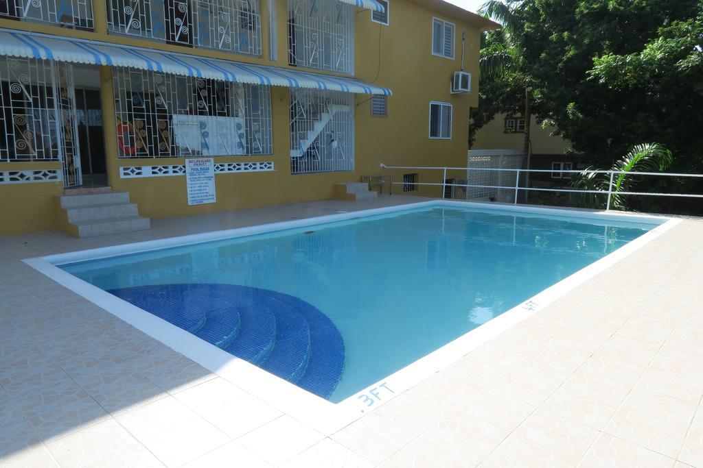 Enchanted Villas Inn Montego Bay Ngoại thất bức ảnh