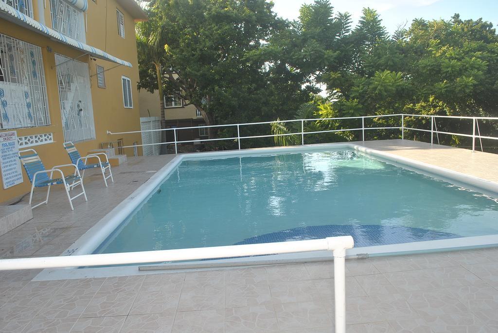 Enchanted Villas Inn Montego Bay Ngoại thất bức ảnh