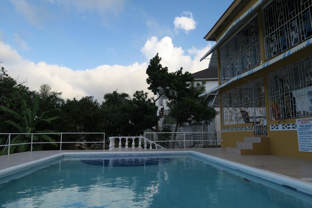 Enchanted Villas Inn Montego Bay Ngoại thất bức ảnh